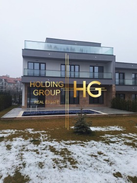 Hus m-t Gorna Traka, Varna 3