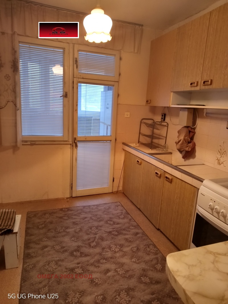 Продава  3-стаен град Русе , Дружба 3 , 90 кв.м | 85557373 - изображение [6]