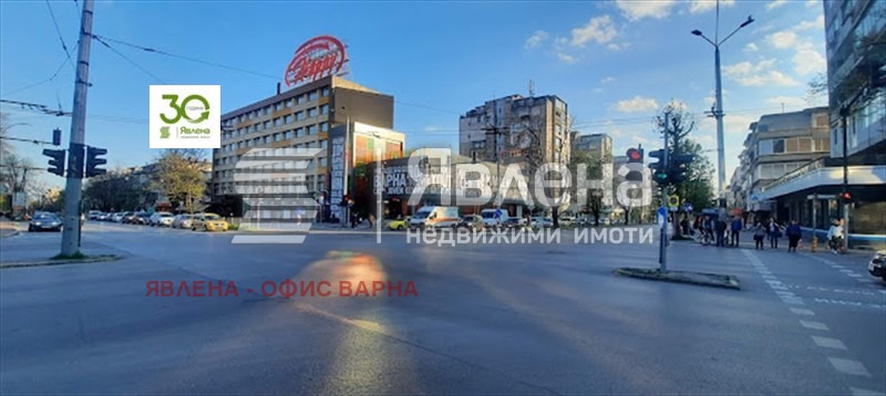 Продава  Многостаен град Варна , ВИНС-Червен площад , 100 кв.м | 59811298