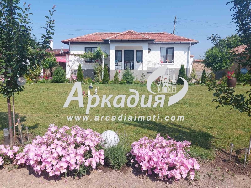 In vendita  Casa regione Plovdiv , Chernichevo , 200 mq | 90556589