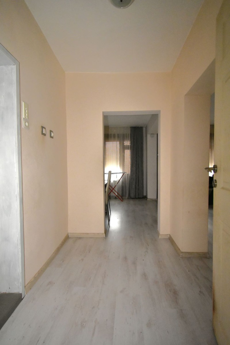 Продава КЪЩА, гр. Перник, Байкушева махала, снимка 7 - Къщи - 53426916