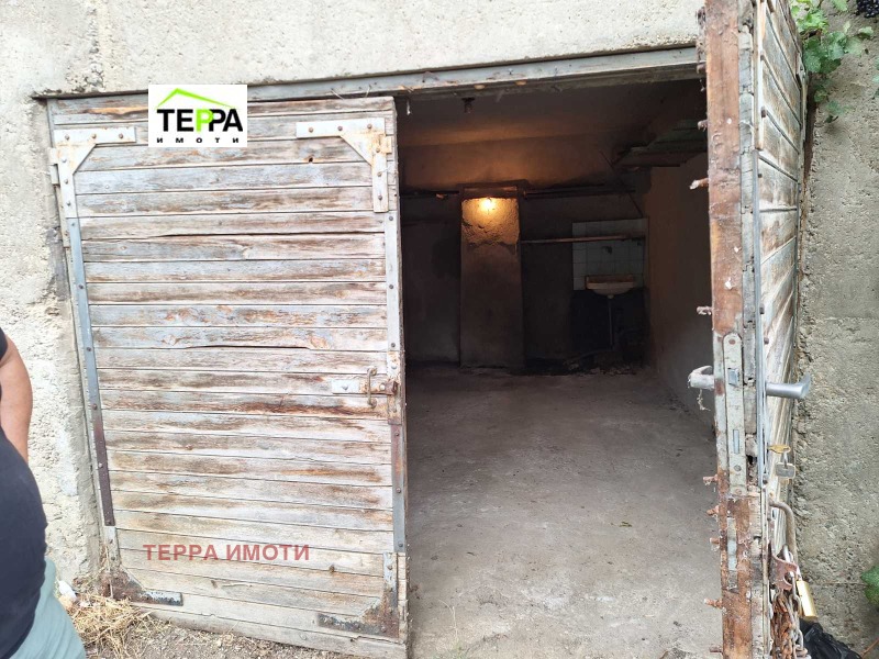 In vendita  Box auto Stara Zagora , Lozenets , 20 mq | 18161829