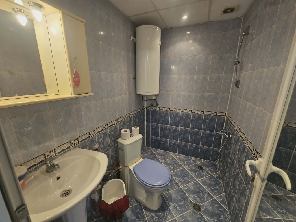 Продава 2-СТАЕН, гр. Кърджали, Център, снимка 12 - Апартаменти - 54696787