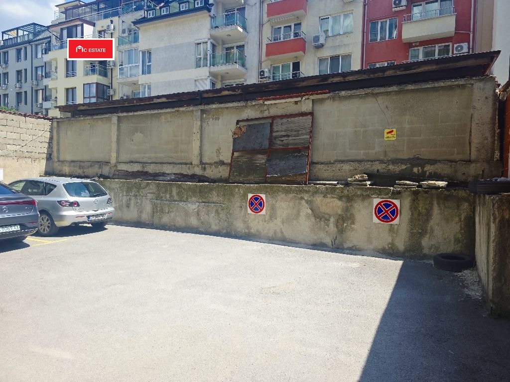 Продава ГАРАЖ, ПАРКОМЯСТО, гр. София, Зона Б-5, снимка 2 - Гаражи и паркоместа - 55578436