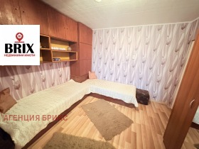 1 спаваћа соба Дружба 3, Русе