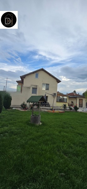 Продава  Къща, гр. Садово