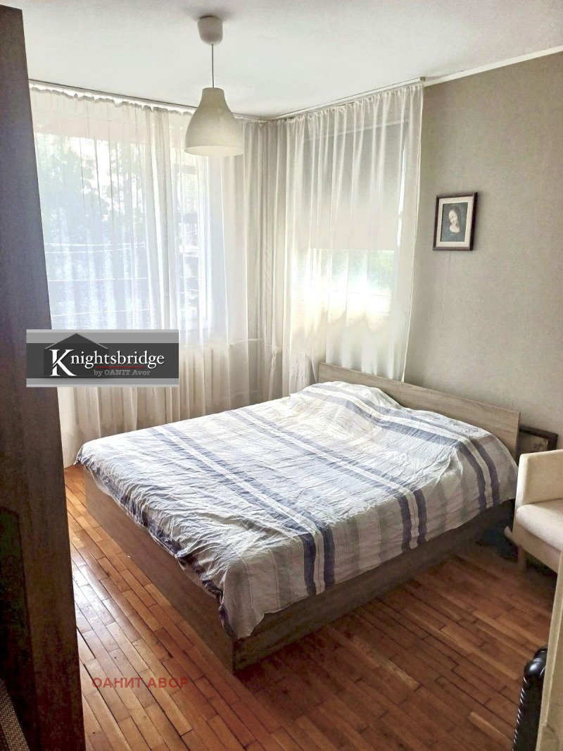 Продава  2-стаен град София , Стрелбище , 50 кв.м | 63518503
