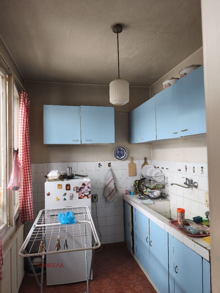 Продава 3-СТАЕН, гр. Пазарджик, Идеален център, снимка 4 - Апартаменти - 53968560