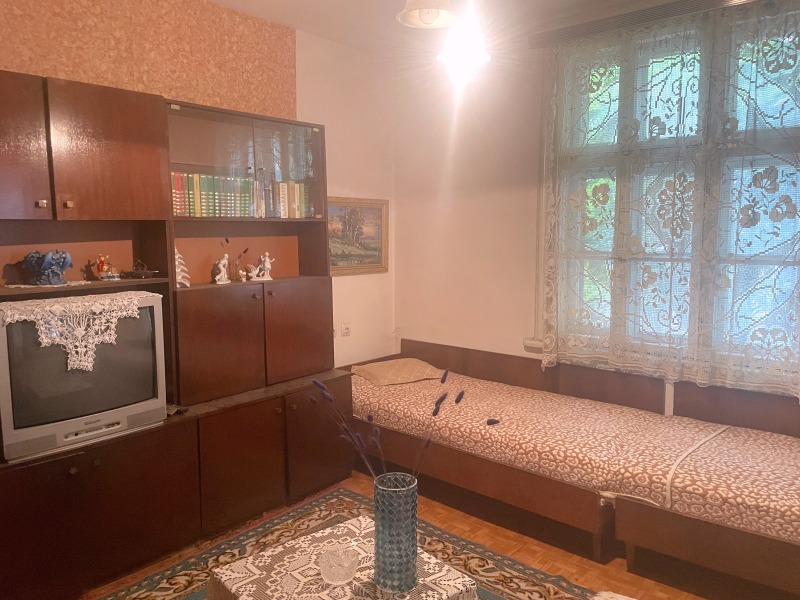Te koop  Huis verdieping Plovdiv , Tsentar , 130 m² | 30771449 - afbeelding [5]