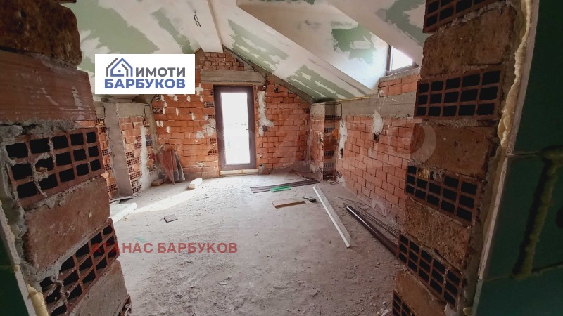 Продава КЪЩА, гр. Русе, Център, снимка 7 - Къщи - 48010396