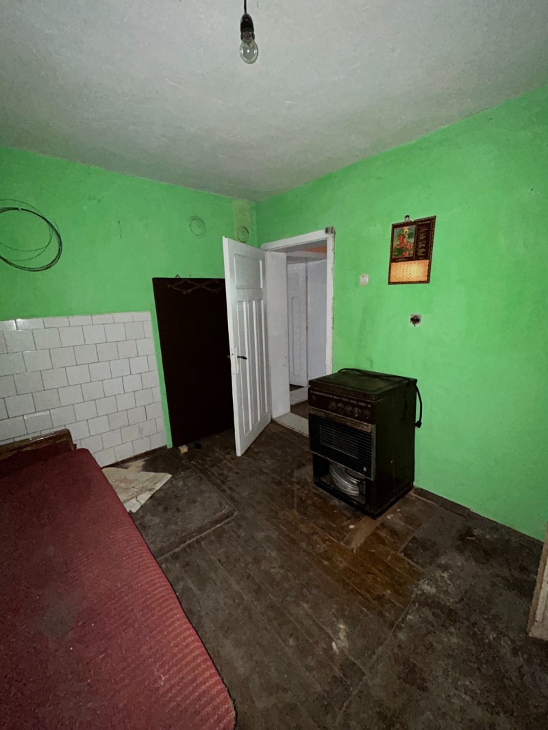 Продава КЪЩА, гр. Грамада, област Видин, снимка 5 - Къщи - 51469351