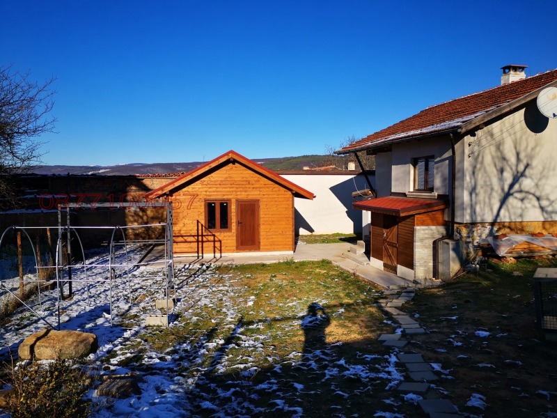 Продава КЪЩА, с. Стъргел, област София област