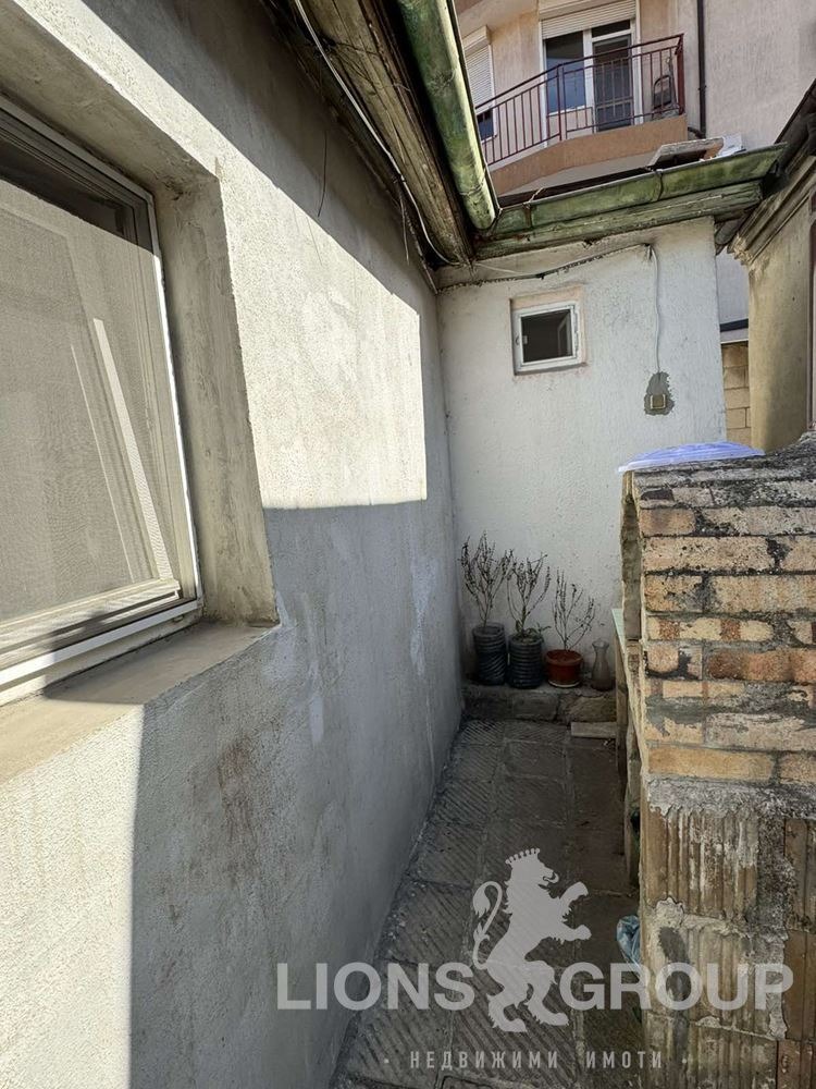 Продава КЪЩА, гр. Варна, Погреби, снимка 4 - Къщи - 54330651