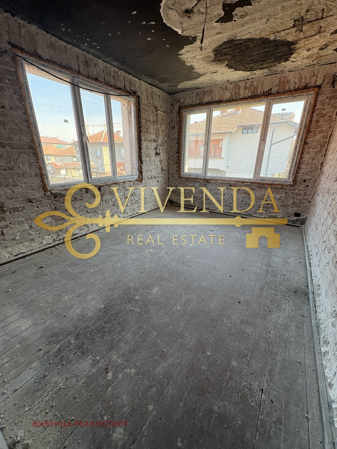 Продава ЕТАЖ ОТ КЪЩА, гр. Плевен, Широк център, снимка 3 - Етаж от къща - 53814232