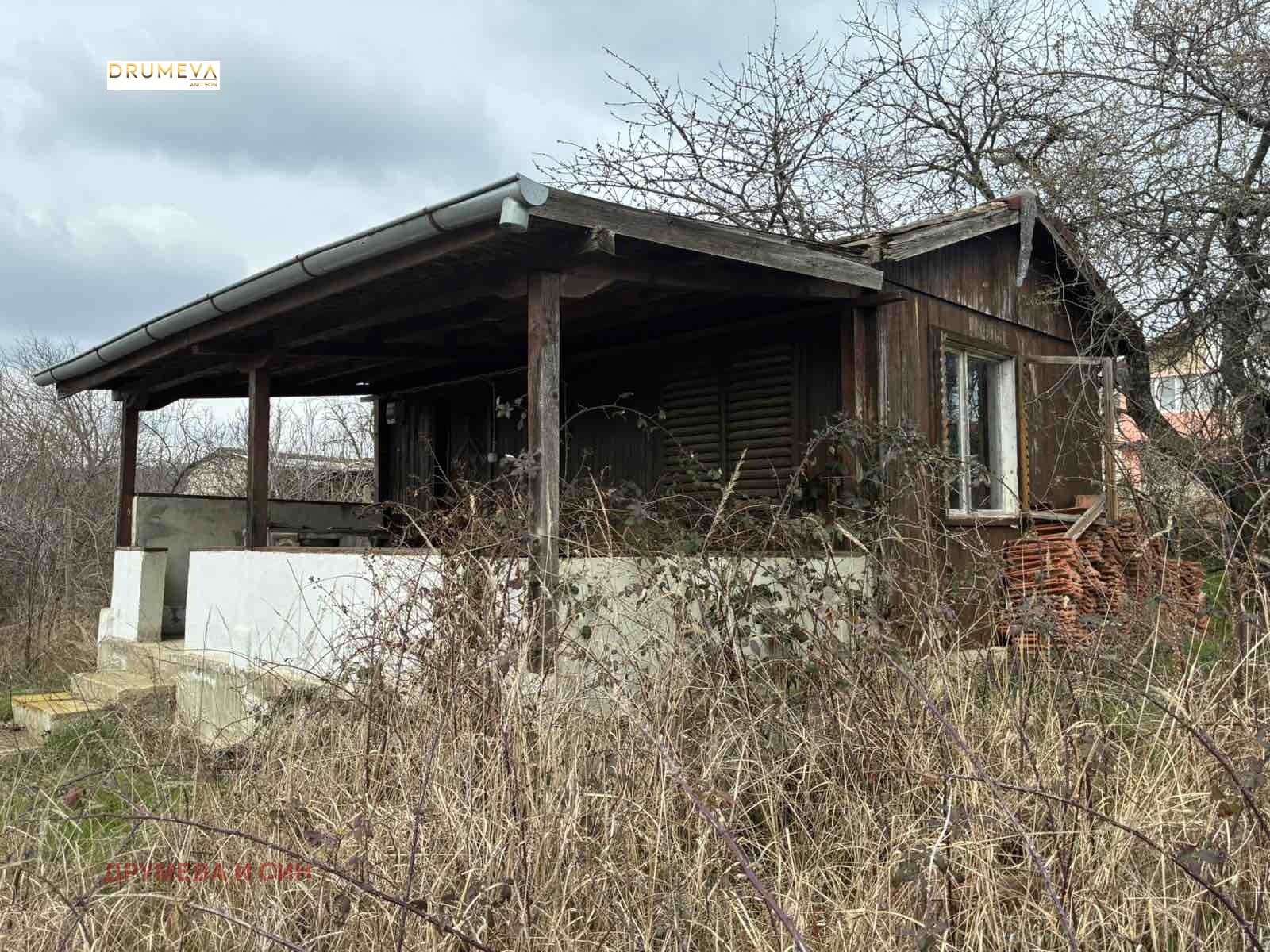 Продава КЪЩА, гр. Варна, м-т Боровец - юг