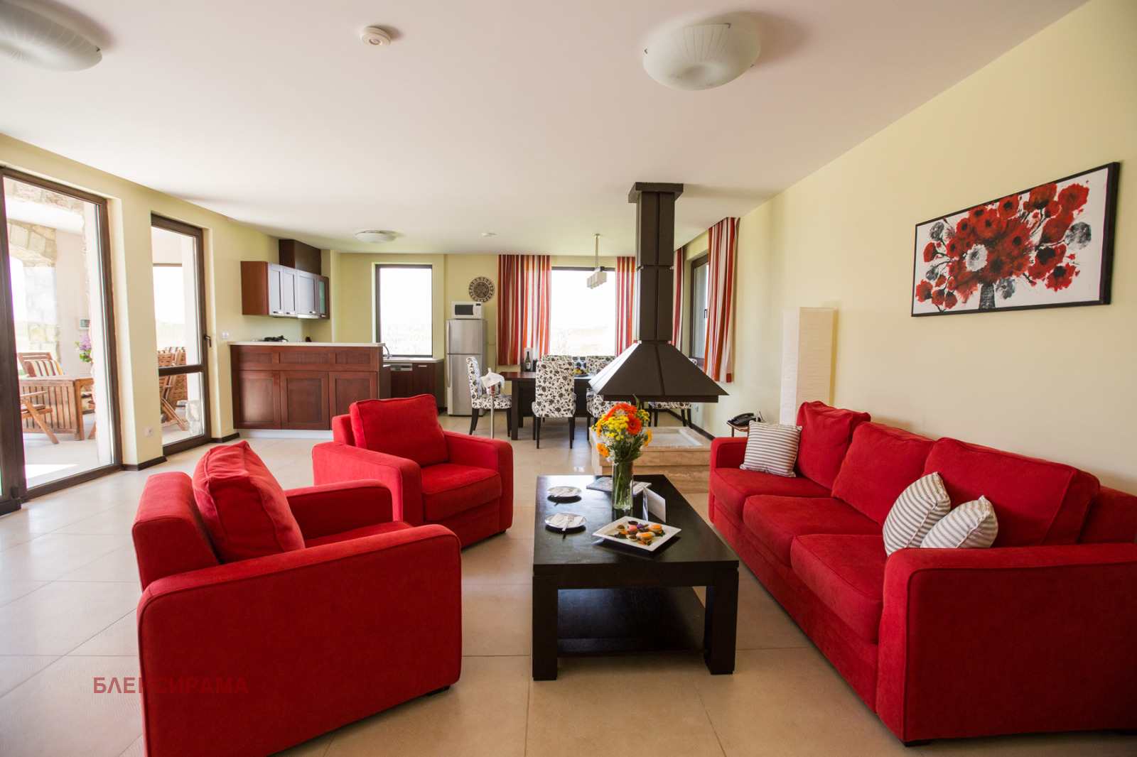 Продава ВИЛА, гр. Балчик, област Добрич, снимка 2 - Вили - 53766983