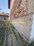 Продава ЕТАЖ ОТ КЪЩА, гр. Плевен, Широк център, снимка 2