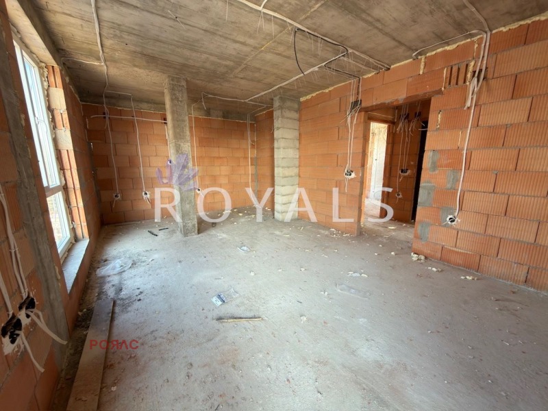 Продава 2-СТАЕН в град Варна, Владислав Варненчик 1 - 69 кв.м / 107 500 € » 210 251.73 лв., РОЯЛС