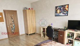 3 sypialnie Bazar Lewski, Warna 6
