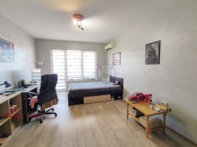 3 sypialnie Bazar Lewski, Warna 13