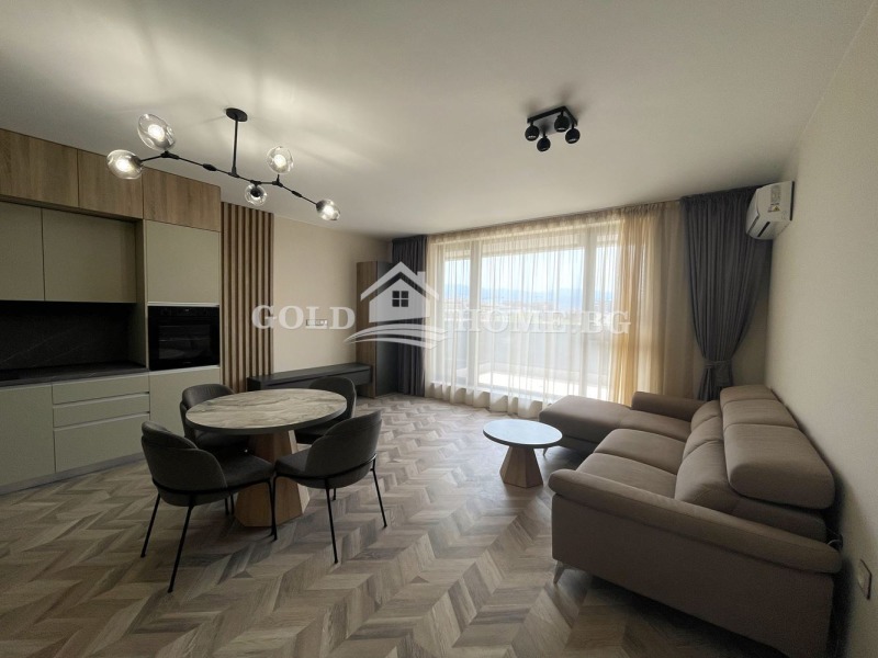 En venta  2 dormitorios Plovdiv , Jristo Smirnenski , 111 metros cuadrados | 96914332