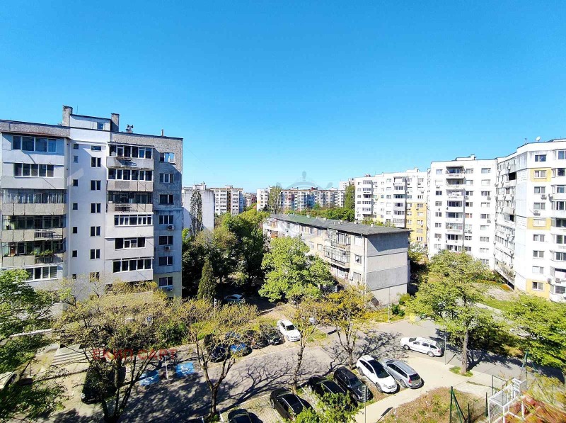 Продава  4-стаен, град Варна, Базар Левски •  215 000 EUR • ID 30427247 — holmes.bg - [1] 