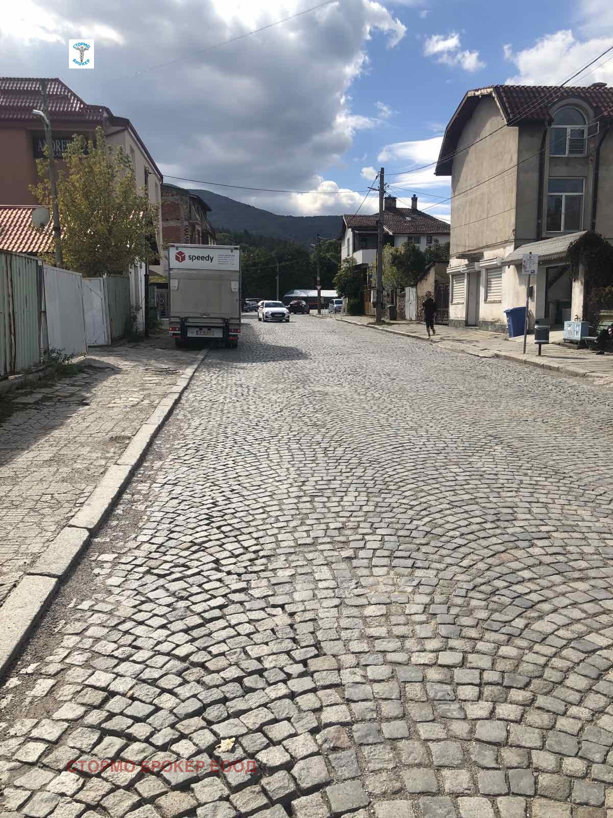 Продава ВИЛА, гр. София, Карпузица, снимка 2 - Вили - 52694413