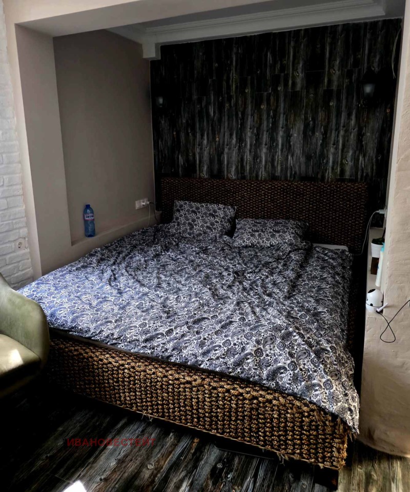 Till salu  Studio Sofia , Ivan Vazov , 38 kvm | 27827083 - bild [2]