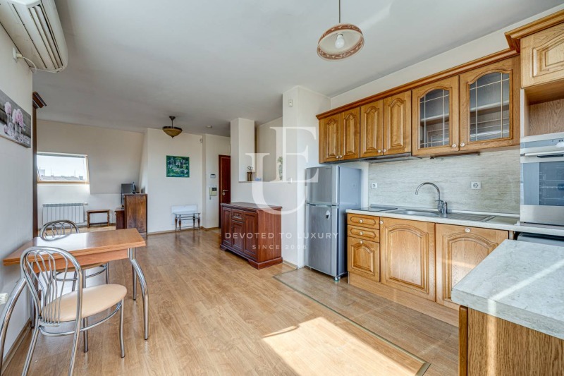 Продава 3-СТАЕН, гр. София, Център, снимка 3 - Апартаменти - 52990335