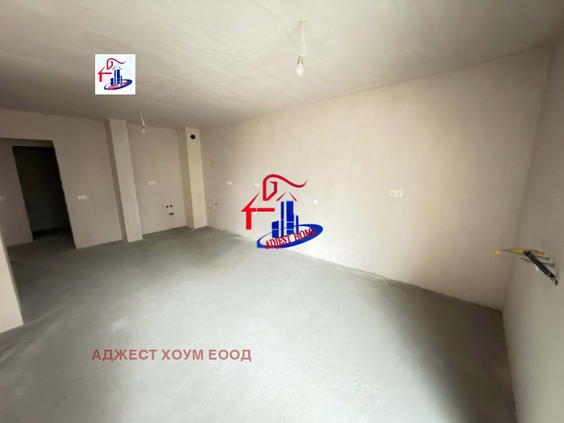 Продава 3-СТАЕН, гр. Шумен, Добруджански