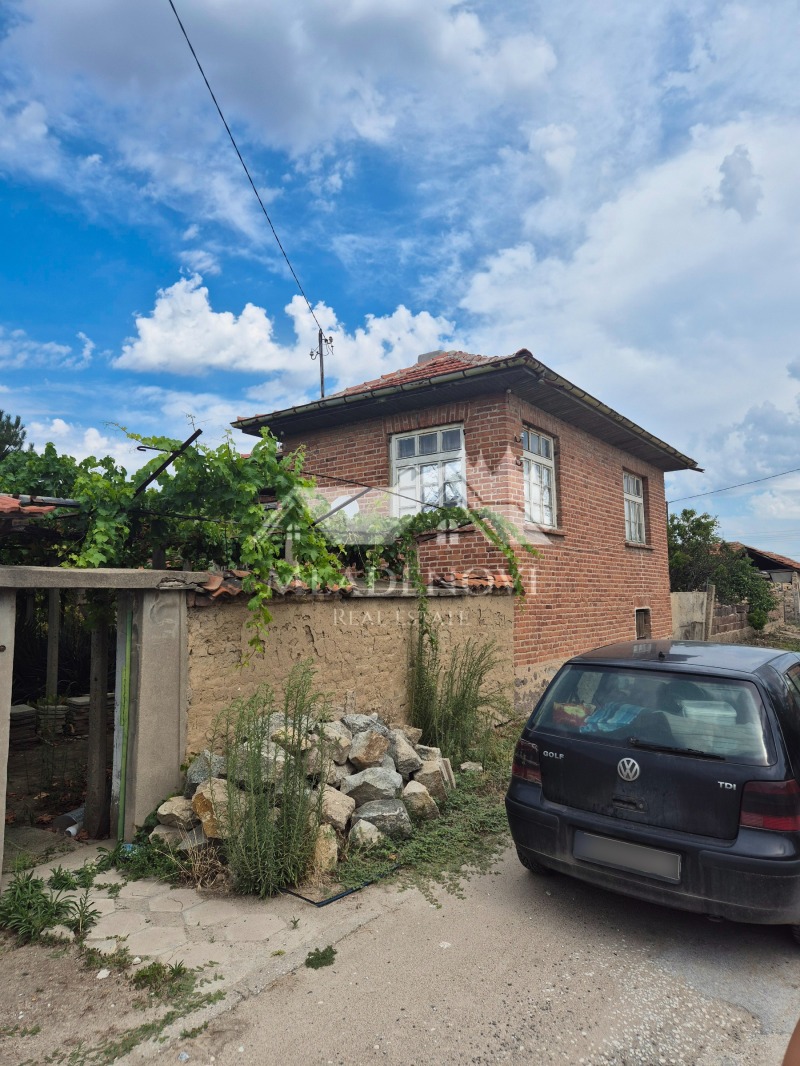De vânzare  Casa regiunea Plovdiv , Dâlgo pole , 140 mp | 88838524