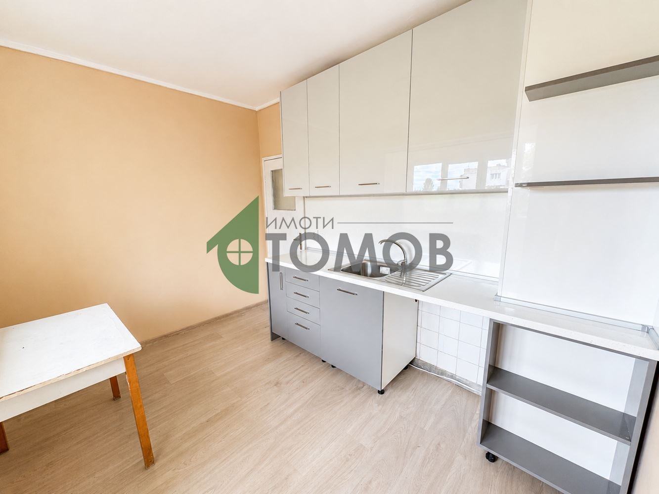 Продава 1-СТАЕН, гр. Шумен, Център, снимка 4 - Апартаменти - 55736756
