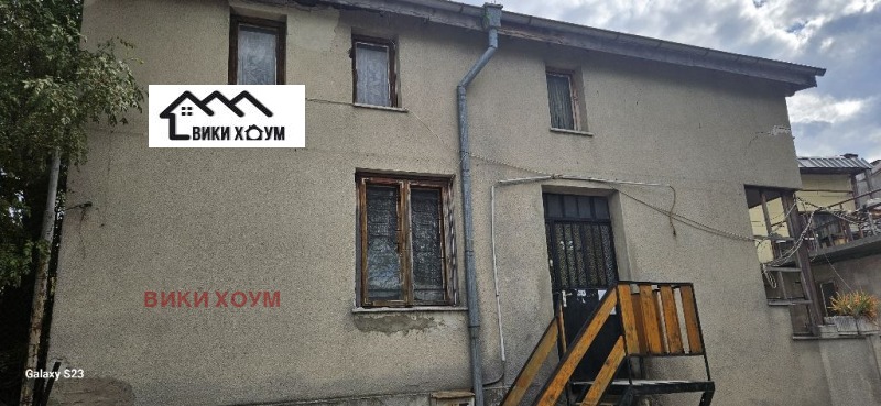 Продава КЪЩА в град Варна, Колхозен пазар - 310 кв.м / 299 990 € » 586 729.44 лв., ВИКИ ХОУМ