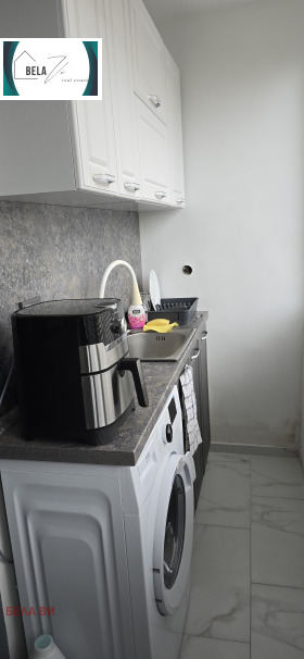 1 quarto Radomir, Região Pernik 2