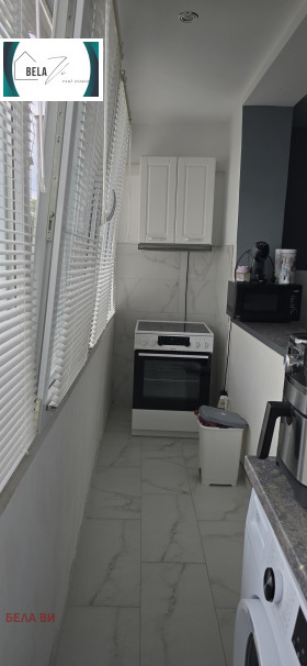 1 quarto Radomir, Região Pernik 1