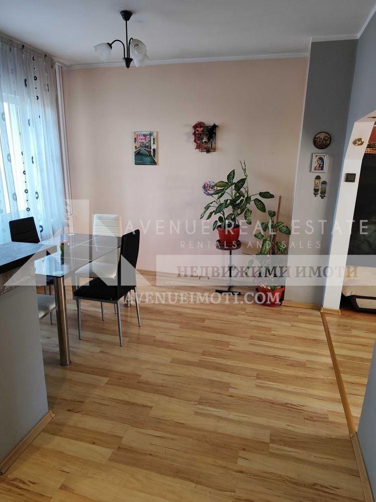 Продава 4-СТАЕН, гр. Пловдив, Изгрев, снимка 3 - Апартаменти - 56323571