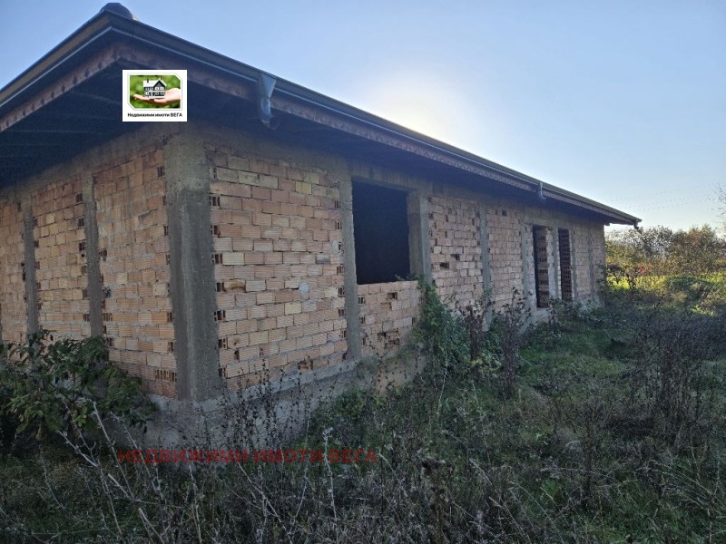 Продава КЪЩА, гр. Горна Оряховица, област Велико Търново, снимка 3 - Къщи - 52605324