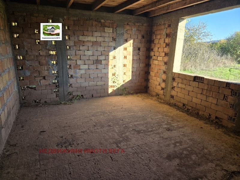 Продава КЪЩА, гр. Горна Оряховица, област Велико Търново, снимка 15 - Къщи - 52605324