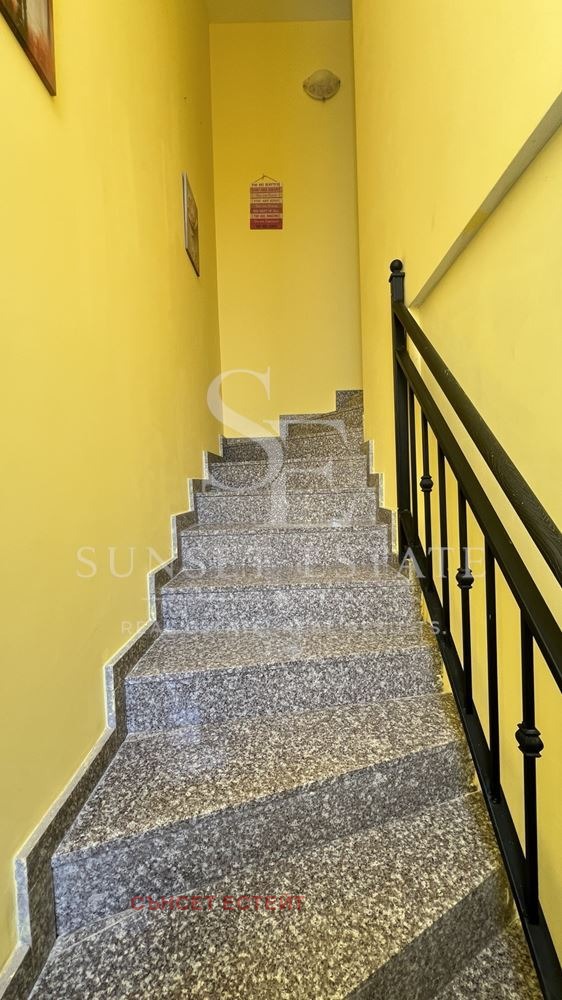 Продава КЪЩА, гр. Бургас, Сарафово, снимка 13 - Къщи - 55105600