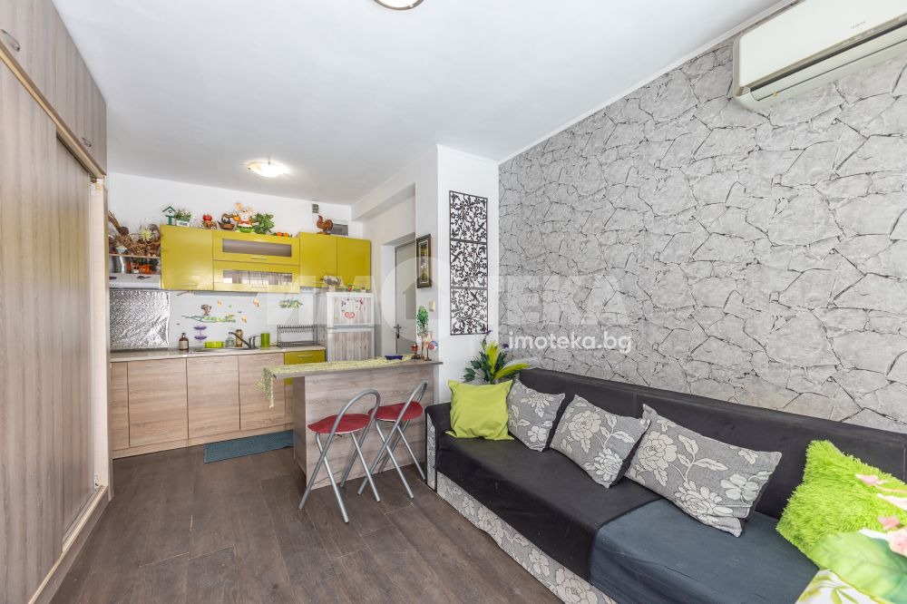 Продава 1-СТАЕН, гр. Варна, Колхозен пазар