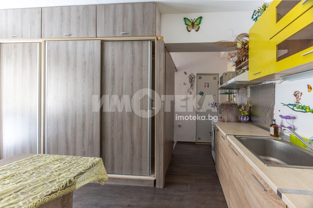 Продава 1-СТАЕН, гр. Варна, Колхозен пазар, снимка 8 - Апартаменти - 55097494