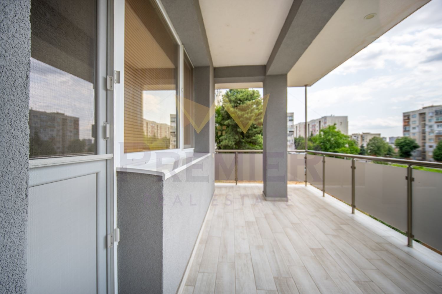 Продава КЪЩА, гр. Добрич, Балик, снимка 2 - Къщи - 53086406