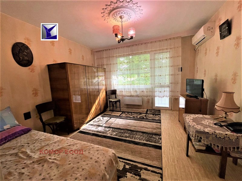 Продава 3-СТАЕН в град Русе, Хъшове - 100 кв.м / 155 550 € » 304 229.36 лв., КОМОР ЕООД