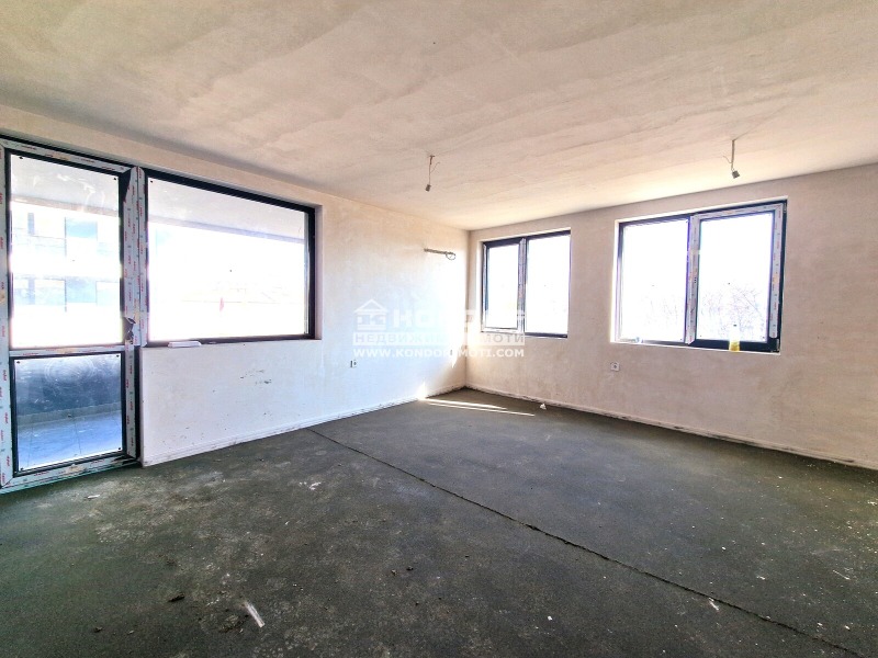 Продава 2-СТАЕН, гр. Пловдив, Остромила, снимка 3 - Апартаменти - 52465055