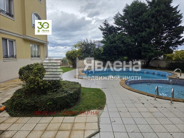 Продава 3-СТАЕН, гр. Варна, к.к. Св.Св. Константин и Елена, снимка 2 - Апартаменти - 52499415