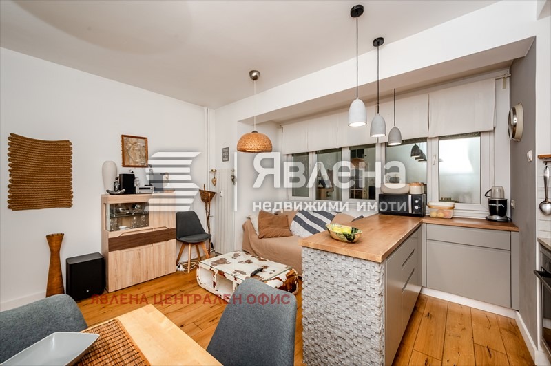 Продава 3-СТАЕН, гр. София, Лозенец, снимка 2 - Апартаменти - 53263088