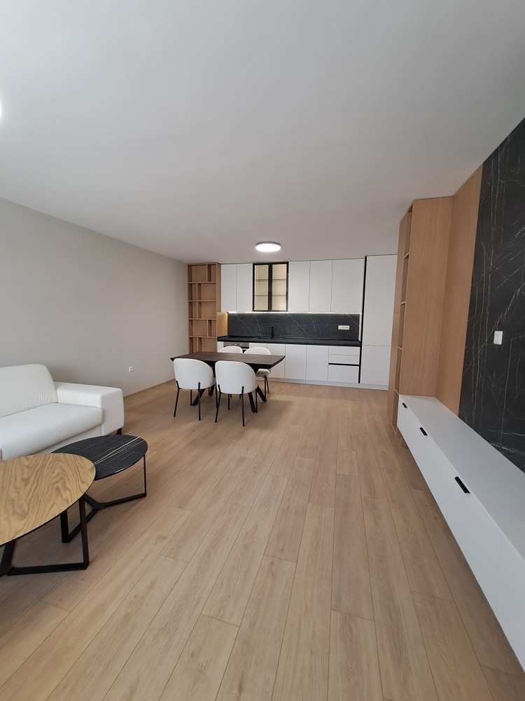 Продава 3-СТАЕН, гр. Варна, Център, снимка 5 - Апартаменти - 55708920