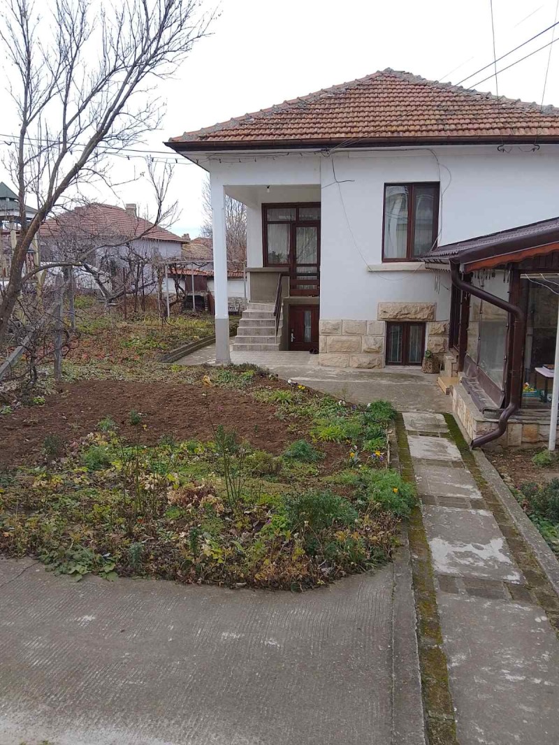 Продава  Къща град Разград , Орел , 684 кв.м | 10891506