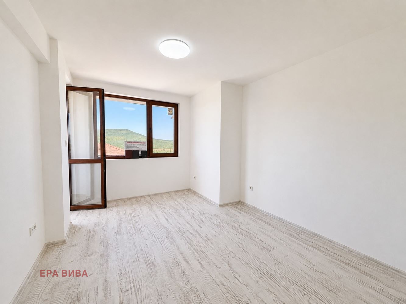 Продава КЪЩА, с. Оброчище, област Добрич, снимка 2 - Къщи - 55638665