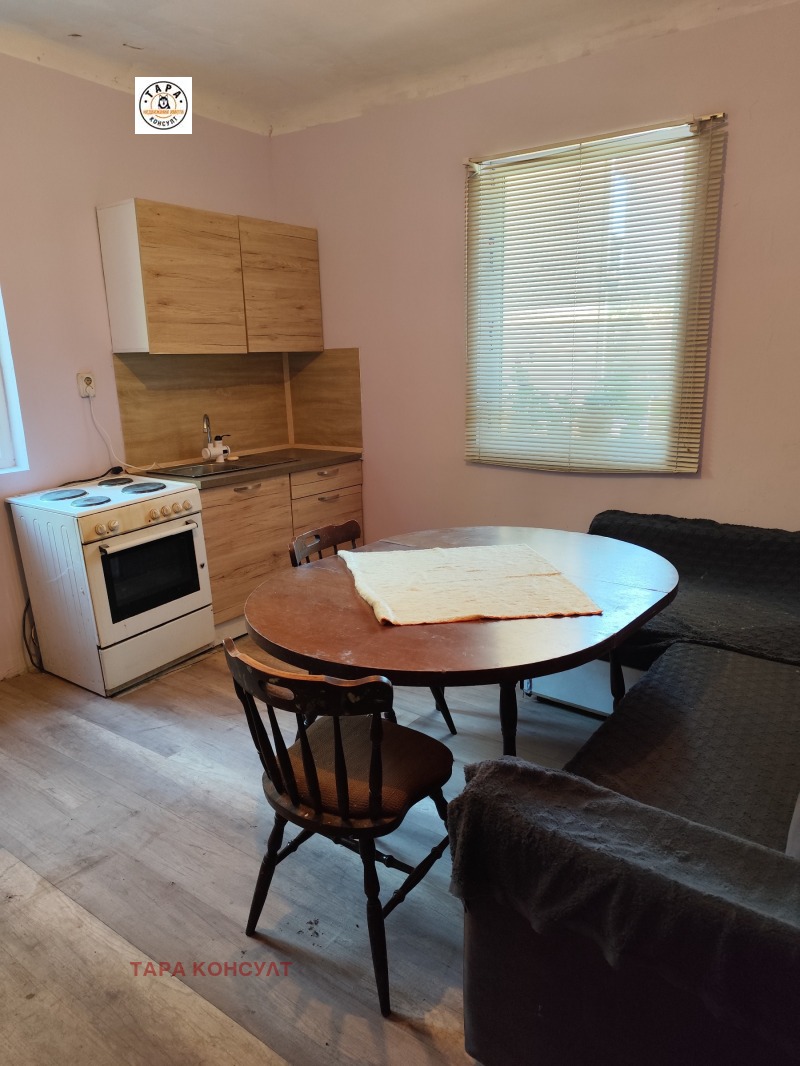 Продава 2-СТАЕН в област Велико Търново, гр. Горна Оряховица - 54 кв.м / 38 346.89 € » 75 000 лв., ТАРА КОНСУЛТ